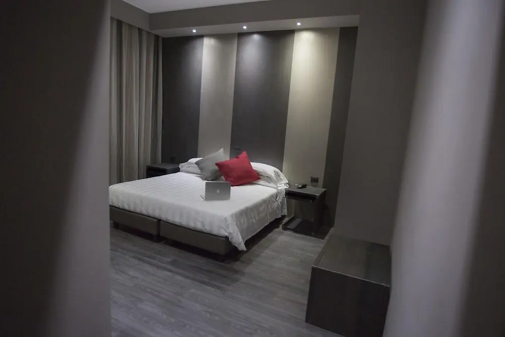 V99 Hotel Rome
